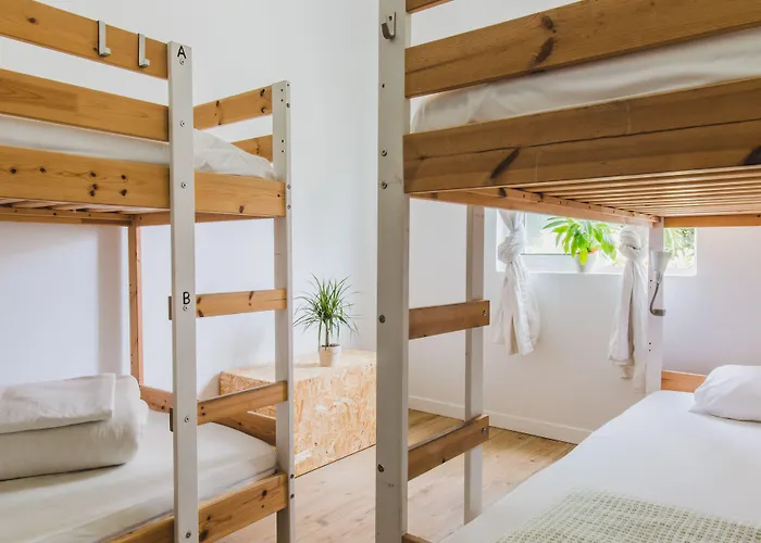 בית הארחה Amar & 2*